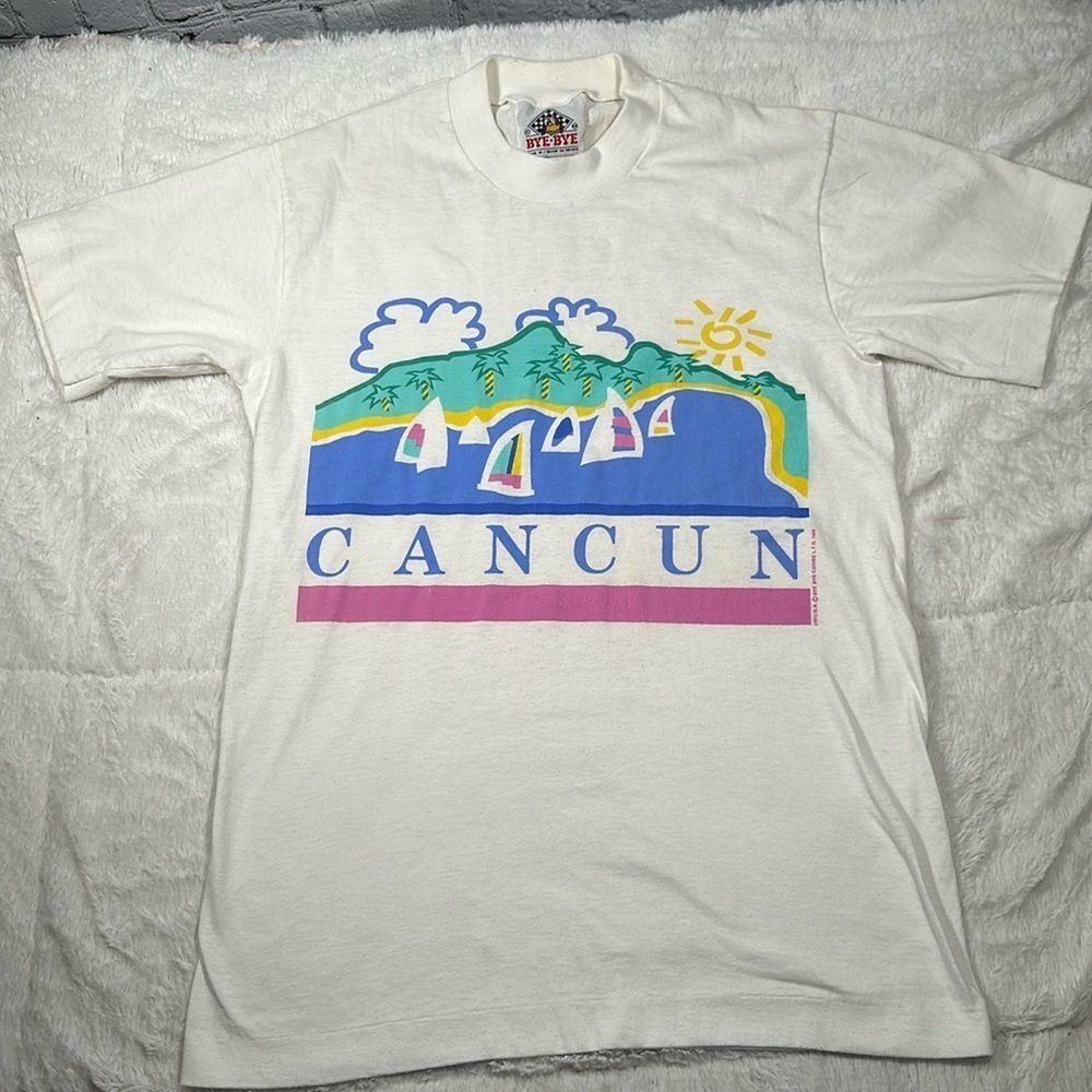 Vintage Souvenir Bye Bye Cancun tee Small Single Stitch 1989 80s 90s geometric